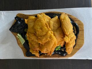 Ryba na gorącym talerzu