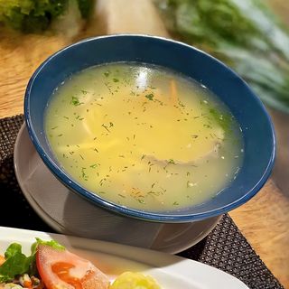 Суп-лапша по-домашнему с курицей