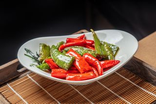 104. Peperoni piccanti