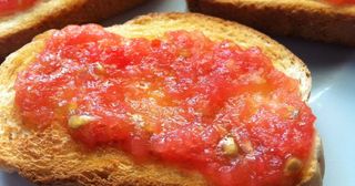 Tostada pan tomate 