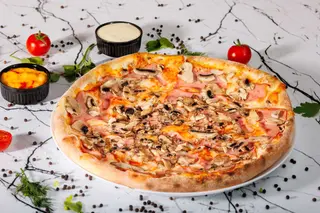 Pizza prosciutto e funghi mică