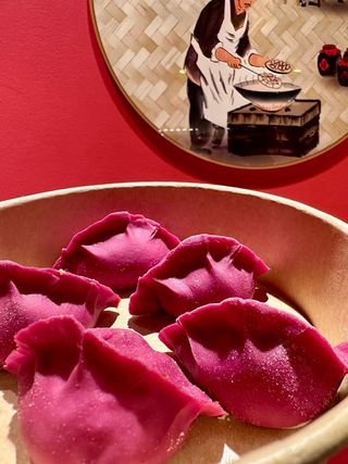 Ravioli impasto alla barbabietola - 6 pezzi