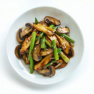 Bambú y setas salteadas
