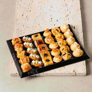 Petit plateau petits fours salés