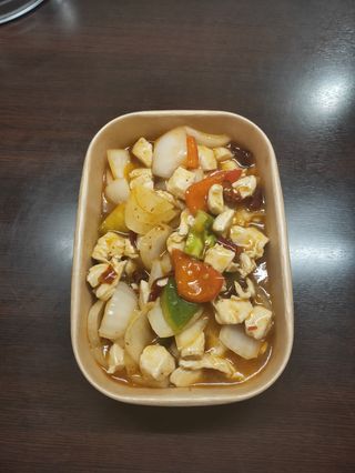 62. Pollo in salsa chili piccante