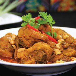 Arroz Con Pollo Estofado Con Lemongrass