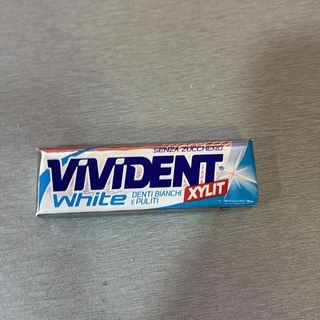 Gomme vivident white