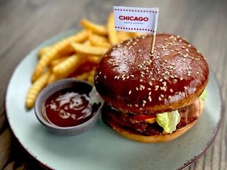 Бургер зі свининою та беконом (450g)