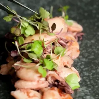 Chipirones Encebollados