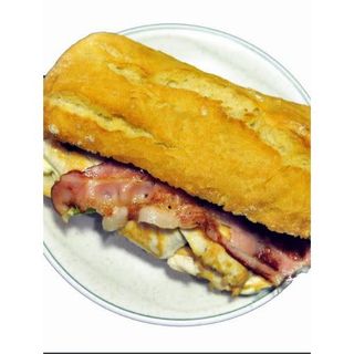 Bocata De Pechuga Y Bacon