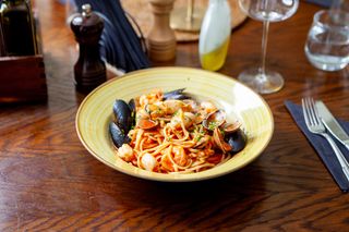 Linguine cu fructe de mare