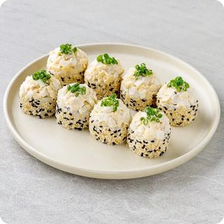 Рол з кальмаром (285г)