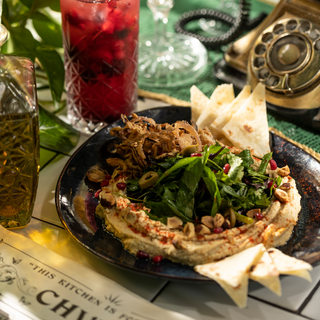 Hummus with Green Salad