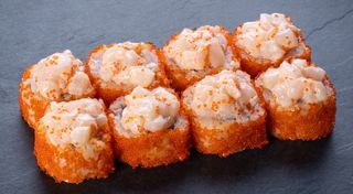 Роял-рол з ніжним гребінцем та манго