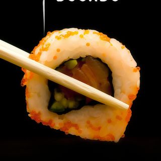 California Maki Con Tobiko (8 Pzs.)