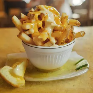 Cheezy fries