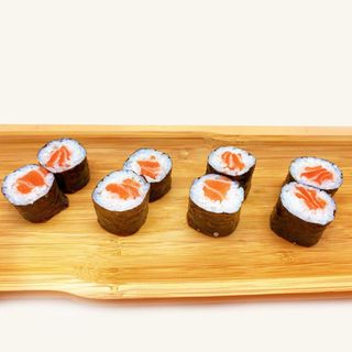  Hosomaki Salmon