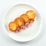 Сирники з ягідним соусом