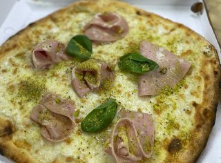 Mortadella e pistacchio