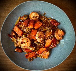 Удон з Морепродуктами