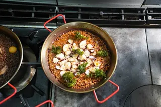Arroz de pulpo con kale frito  ( 1 persona )