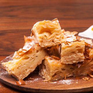 Млечна баница (200г)