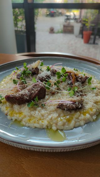 Rižoto sa biftekom, bukovačama i tartufima