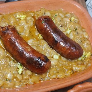 Prebranac sa sremskim kobasicama