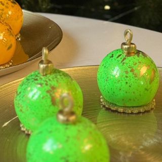 მარწყვი და ლიჩის დესერტი