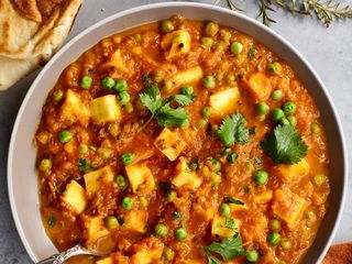 Matar paneer