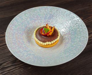 Tartă cu prune și ciocolată