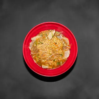 B065 ramen vitello zuppa