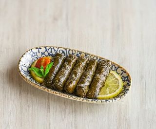 Ración De Yaprak Sarma