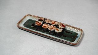 Hosomaki z pieczonym łososiem