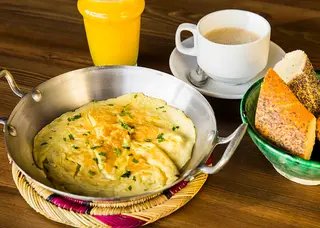 Ftour Beldi Omelette Fromage & Charcuterie