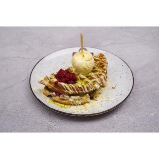 Waffle Malina pistacio