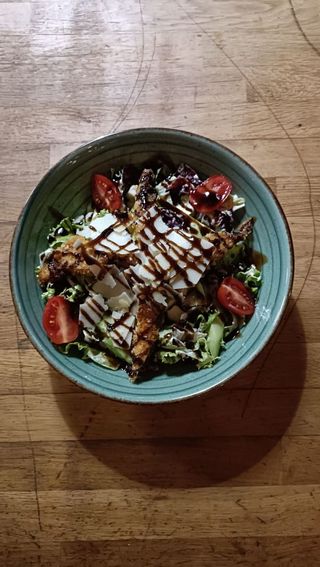 Салата Цезар (300г)