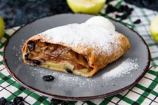 Штрудель яблочный