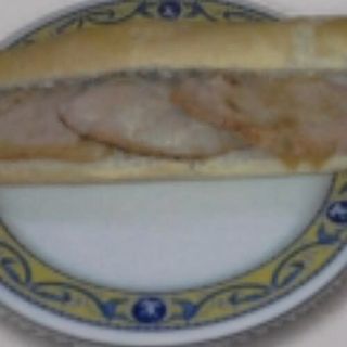 Bocadillo De Lomo Adobado