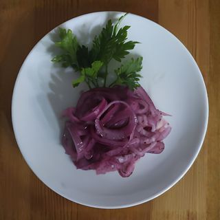 Маринована цибуля (50г)