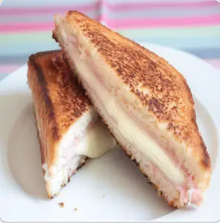 SÁNDWICH MIXTO