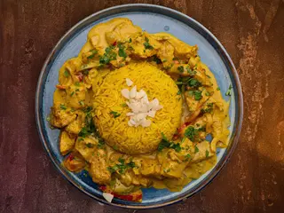 CHICKEN CURRY