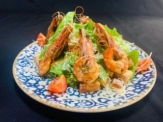 ცეზარი კრევეტებით 450გრ