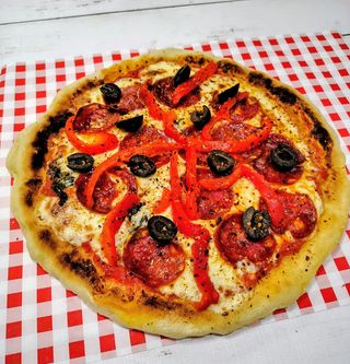 Pizza De Chorizo Ibérico (Picante) (30 Cm.)