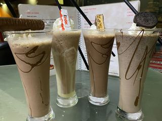 Milkshake Queen Bridge