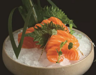 85-Sashimi salmon - 6 pezzi