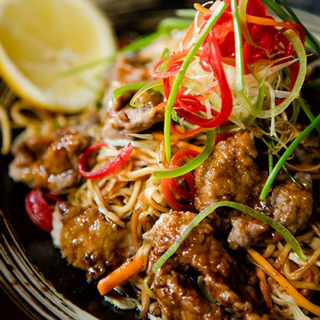  NOUILLES AUX LÉGUMES ET BŒUF 