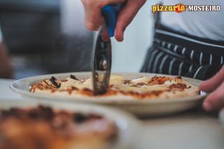 Pizza Especial Mosteiro