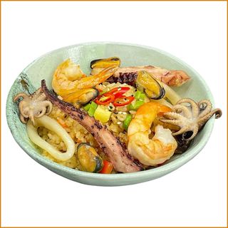 Orez cu fructe de mare