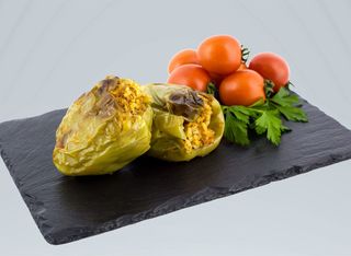 Пълнени чушки с кайма и ориз (350гр)
